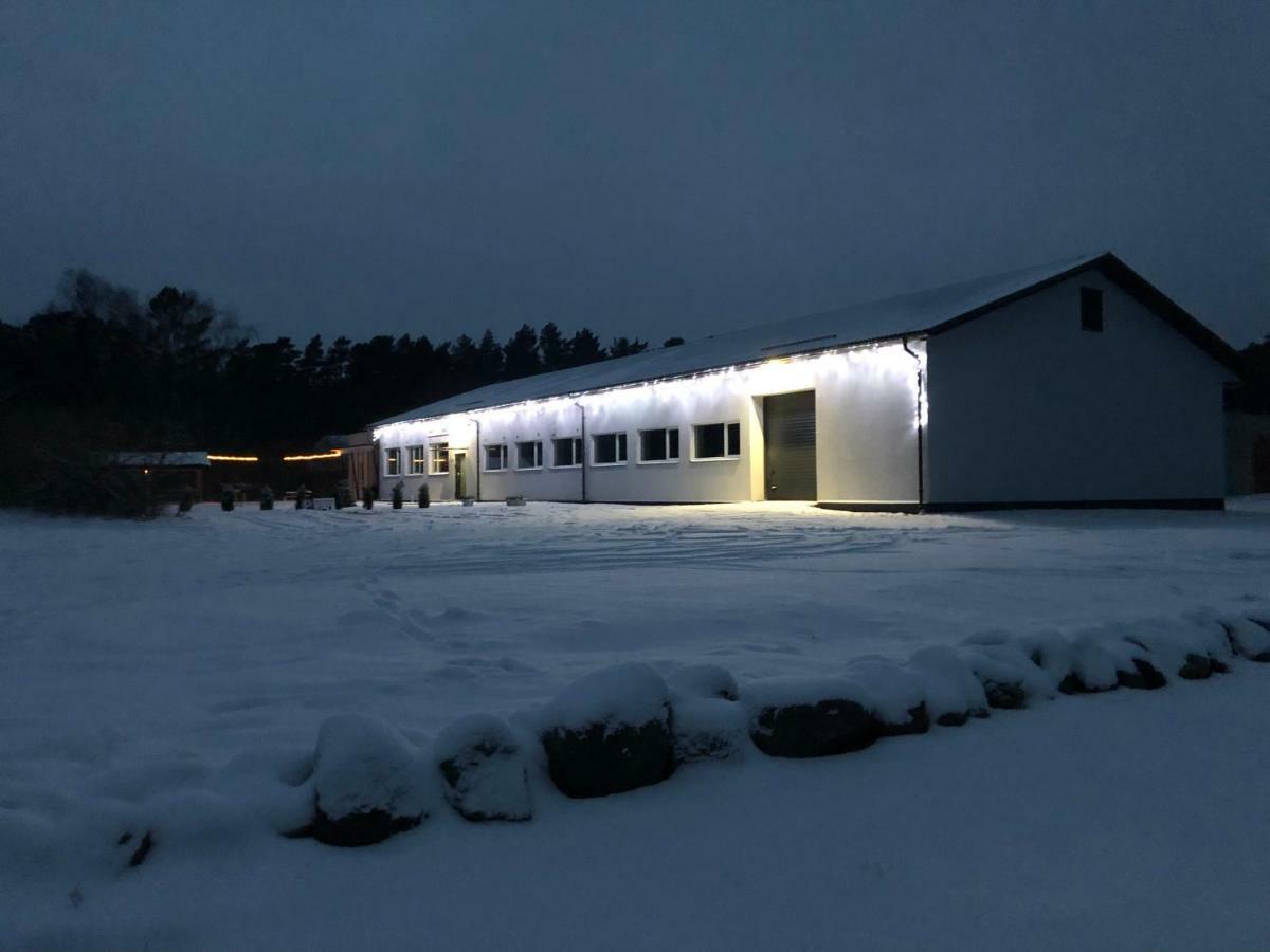 Kihnu Sadama Oeoemaja Guesthouse Lemsi Exterior foto